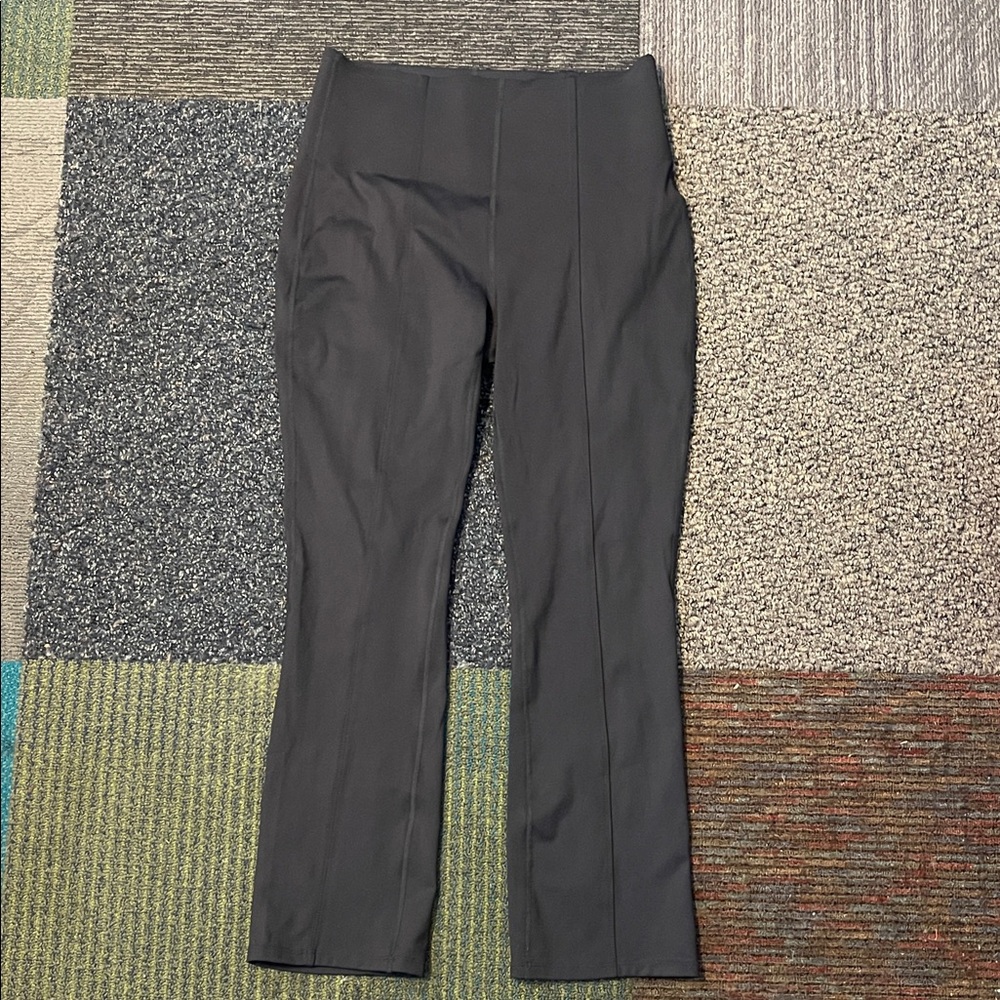 HALARA Black 7/8 high waisted pant large